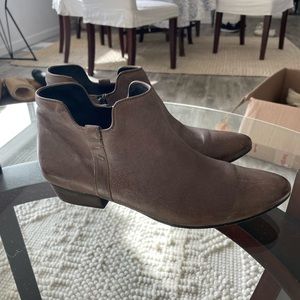 Paul Green light brown booties